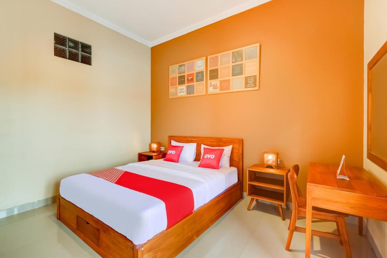 Hotel Super Oyo 3496 Griya Gayatri Syariah Melati Exterior foto